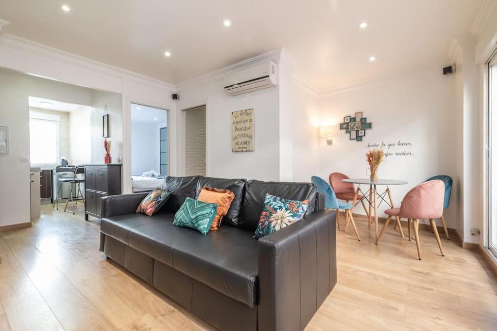 Deluxe Apartment Center Гранада Екстериор снимка